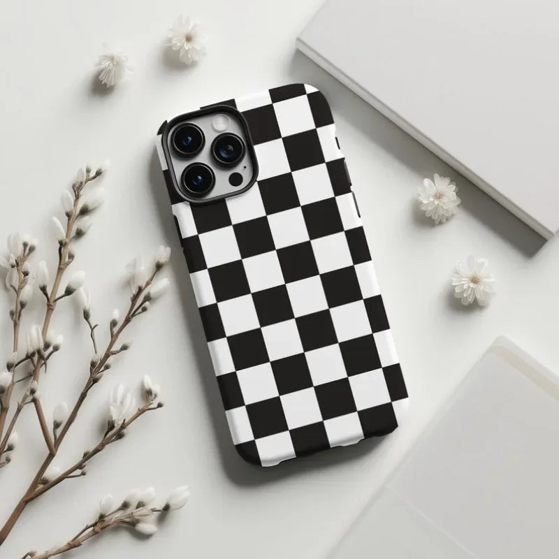 iPhone MagSafe Schutzhülle | "black & white tile"