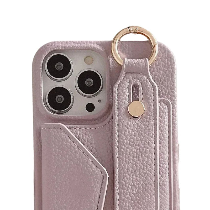 iPhone Umhängehülle Flieder – veganes Leder mit Kartenfach, längenverstellbarem Umhängeband & Handschlaufe – elegantes Design & sicherer Halt